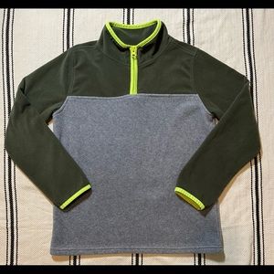 EUC Boys Oshkosh B’gosh fleece pullover, size 10/12